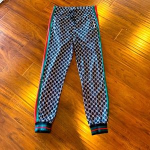 Gucci print Joggers - Never worn
